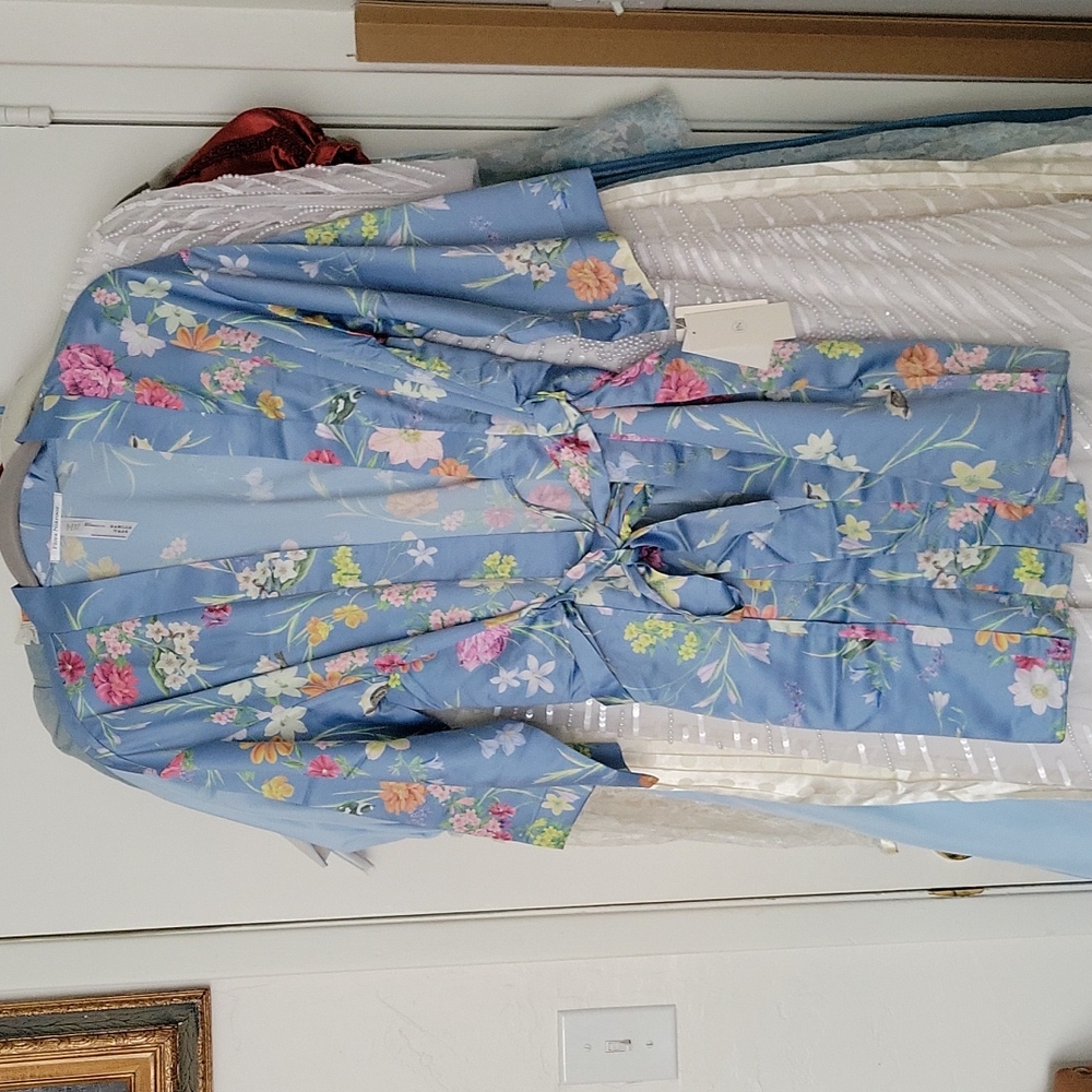 Flora Nikrooz robe, NWT